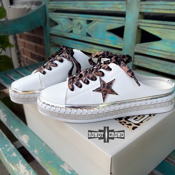 NEW!! Rowdy Crowed Silver Sneaker Slides Platform Bling Star Slides Szs 7,8 & 9 - Picture 2 of 5